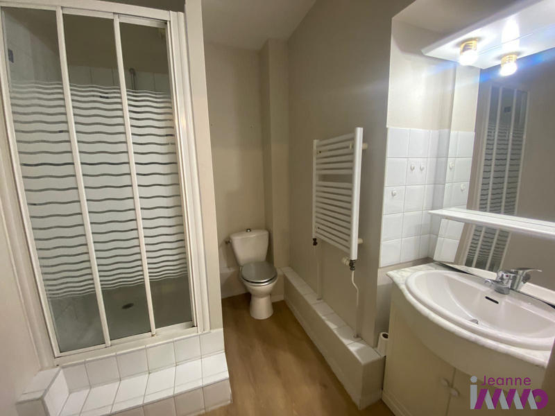 Appartement - 61 m² - 2 pièces