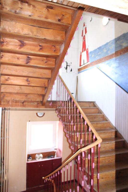 Maison - 236 m² - 14 pièces