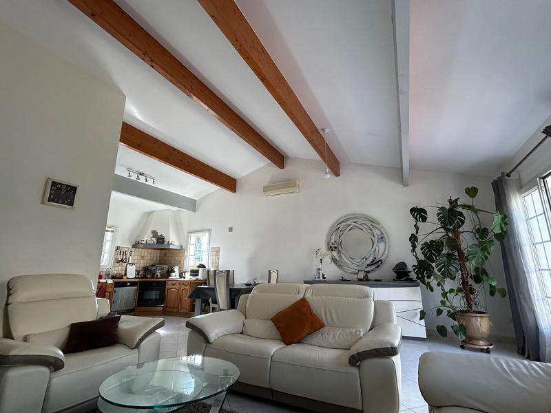 Maison - 101 m² - 4 pièces