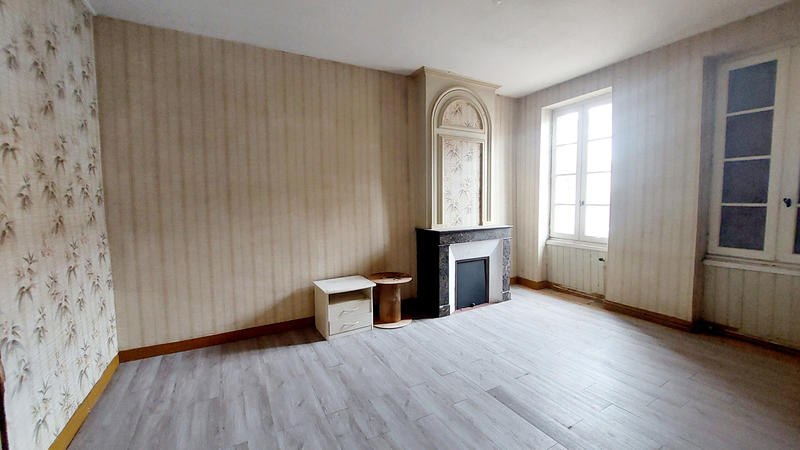Maison - 180 m² - 7 pièces