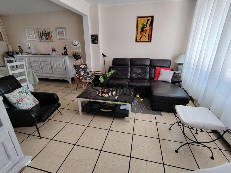 Maison - 95 m² - 7 pièces