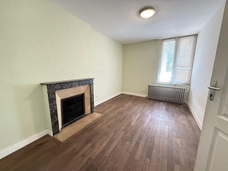 Maison - 210 m² - 11 pièces