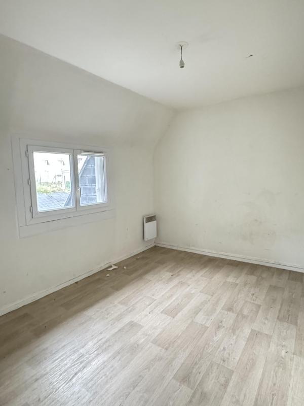 Maison - 82 m² - 6 pièces