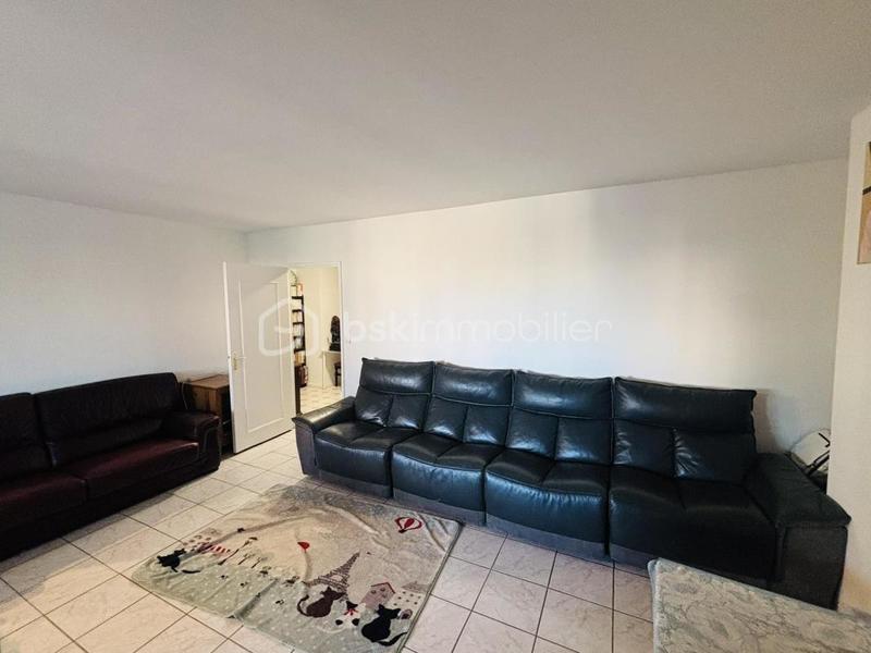 Appartement - 102 m² - 5 pièces