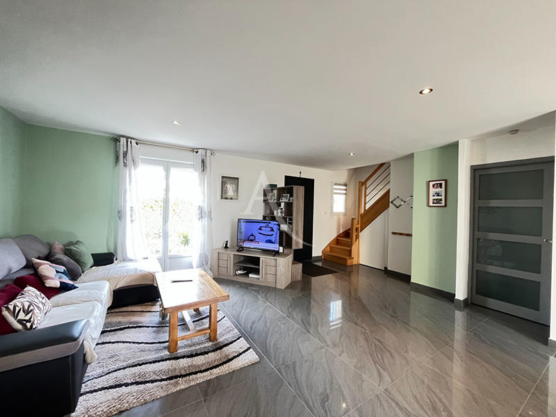 Maison - 133 m² - 6 pièces