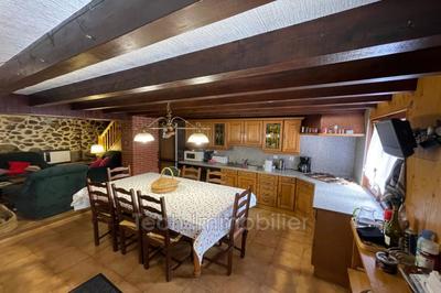 Maison de village - 80 m² - 5 pièces