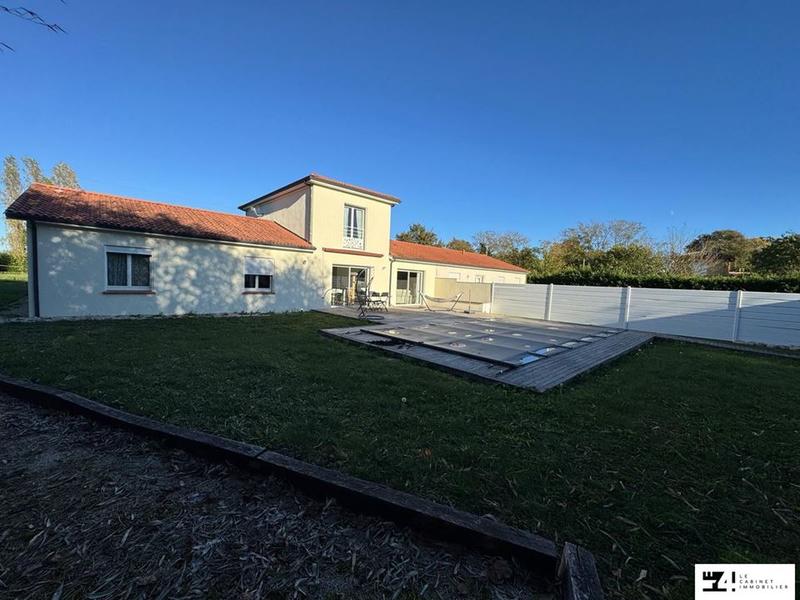 Maison contemporaine - 136 m² - 5 pièces