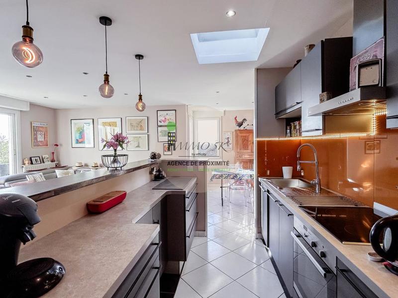 Appartement - 105 m² - 5 pièces