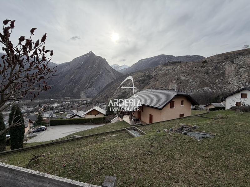 Maison - 136 m² - 4 pièces