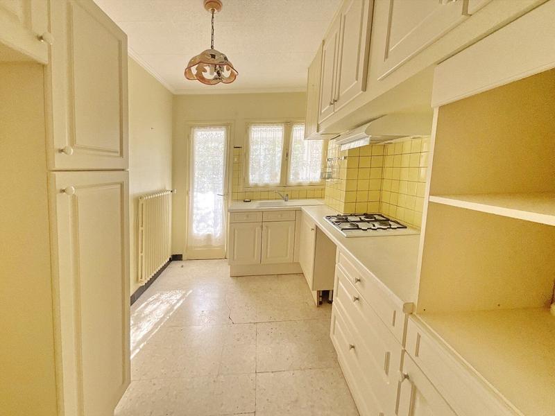 Maison - 182 m² - 7 pièces