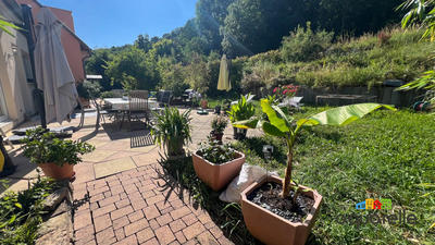 Maison - 250 m² - 7 pièces