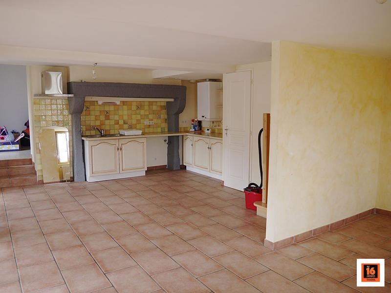 Maison - 86 m² - 6 pièces