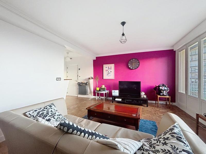 Appartement - 75 m² - 3 pièces