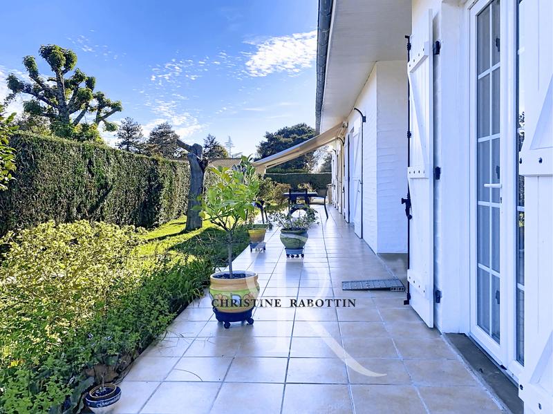 Maison - 134 m² - 4 pièces