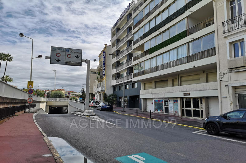 Parking / Garage - 14 m²