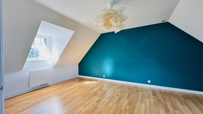 Maison - 153 m² - 8 pièces