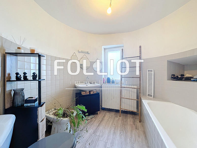 Maison - 97 m² - 4 pièces