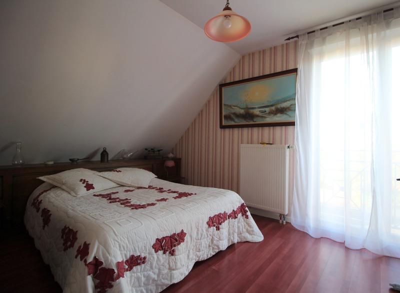 Maison - 234 m² - 9 pièces