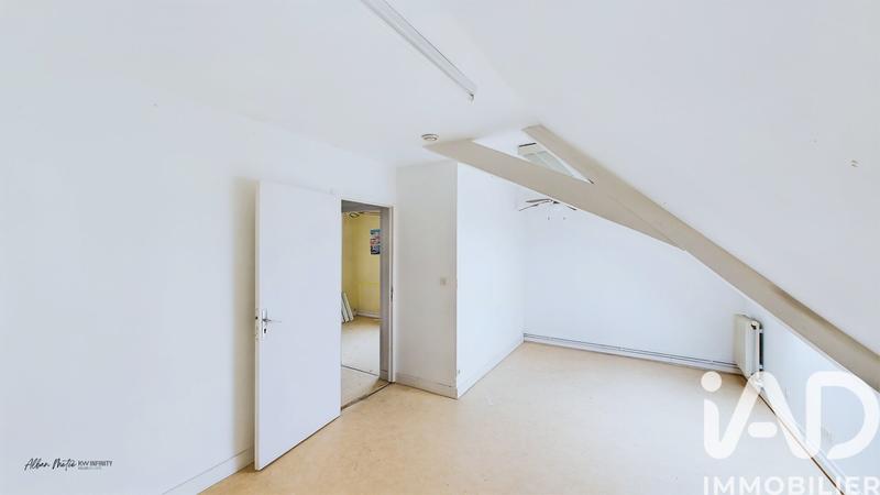 Maison - 170 m² - 10 pièces