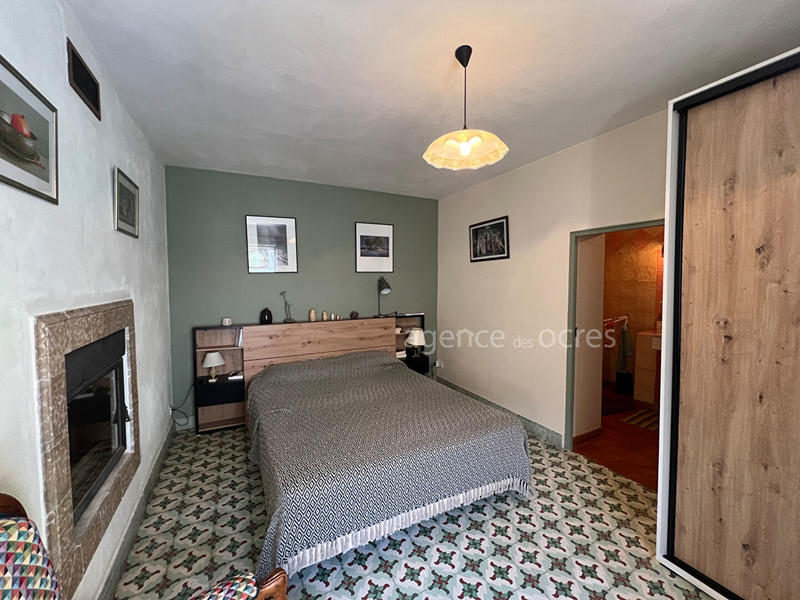 Maison - 260 m² - 9 pièces