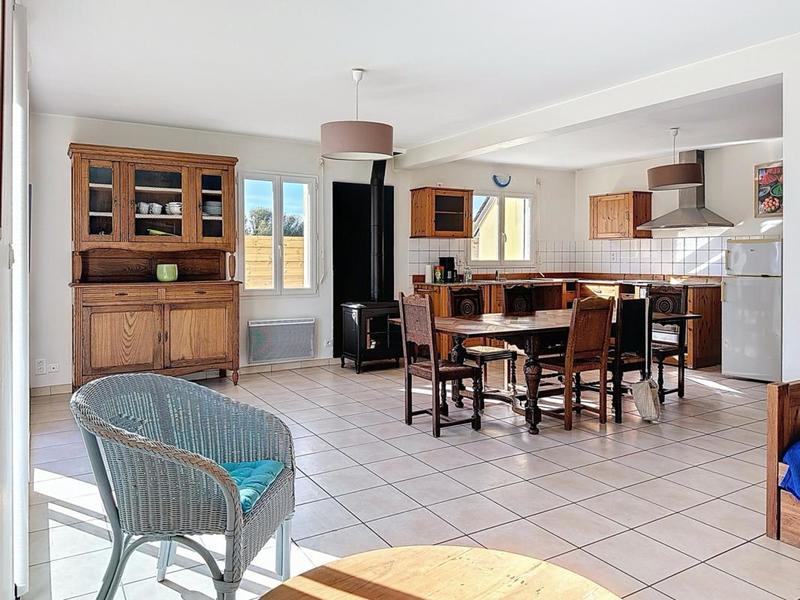 Maison - 141 m² - 8 pièces