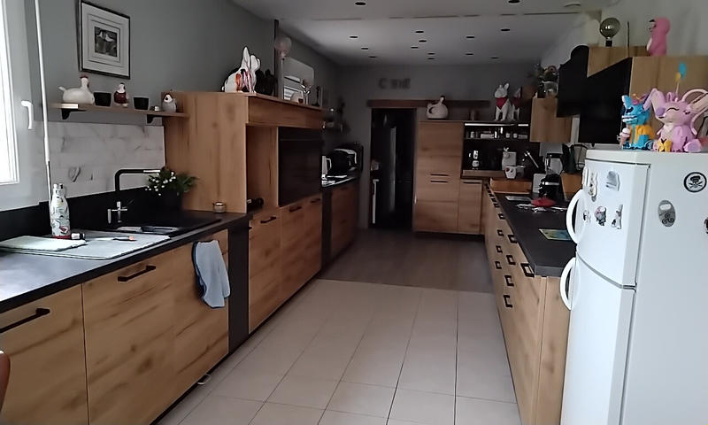 Maison - 140 m² - 6 pièces