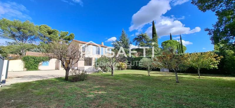 Maison - 177 m² - 6 pièces