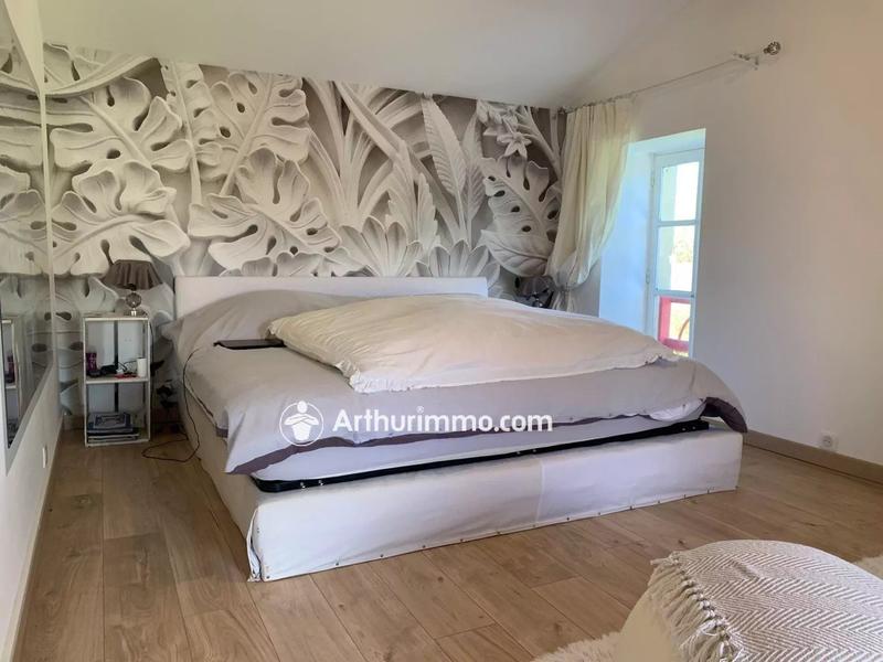 Maison - 146 m² - 6 pièces