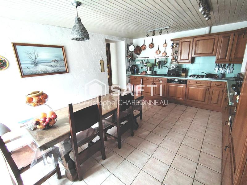 Maison - 160 m² - 6 pièces