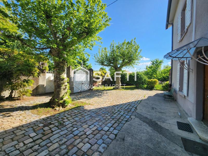Maison - 176 m² - 7 pièces