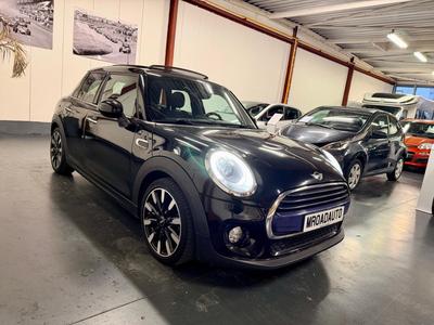 Mini Cooper 1.5 136ch 5 portes / Toit Ouvrant
