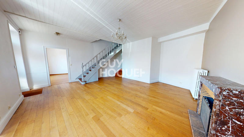 Maison - 102 m² - 4 pièces