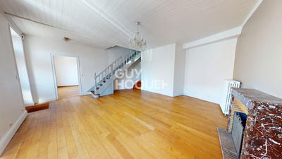 Maison - 102 m² - 4 pièces