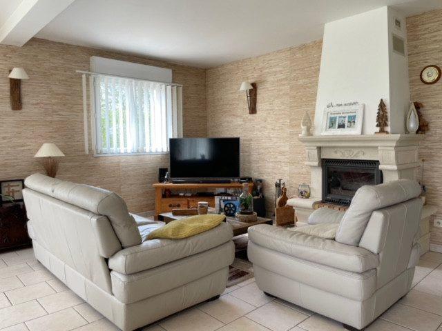 Maison traditionnelle - 149 m² - 5 pièces