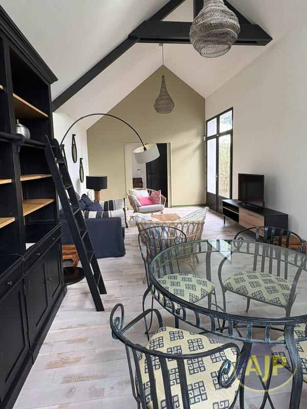 Maison - 113 m² - 4 pièces