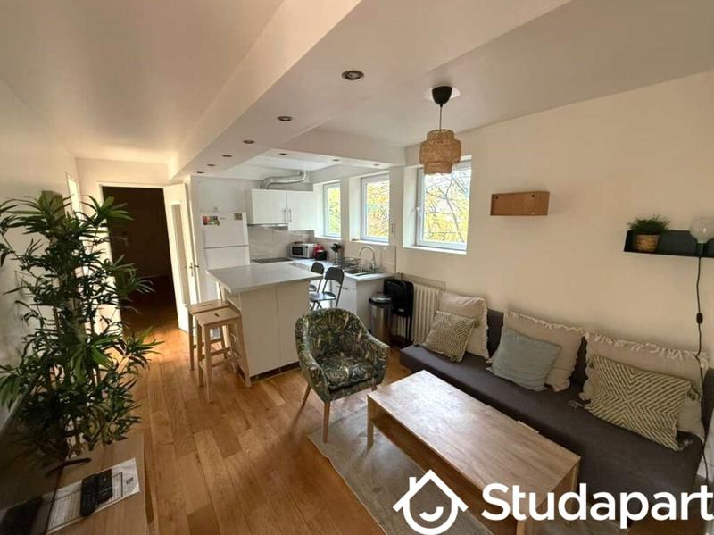 Chambre - 11 m² - 1 pièce