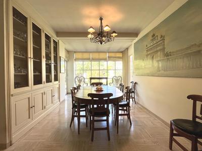 Maison - 273 m² - 7 pièces