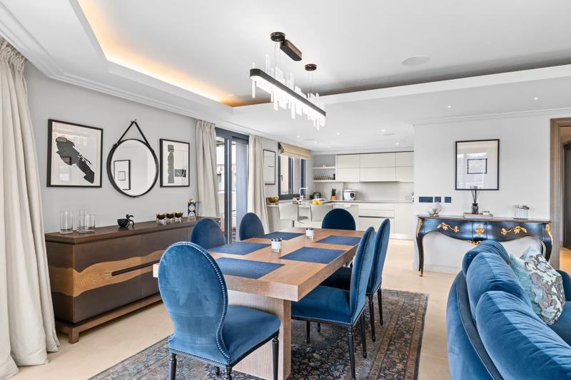 Appartement - 182 m² - 5 pièces