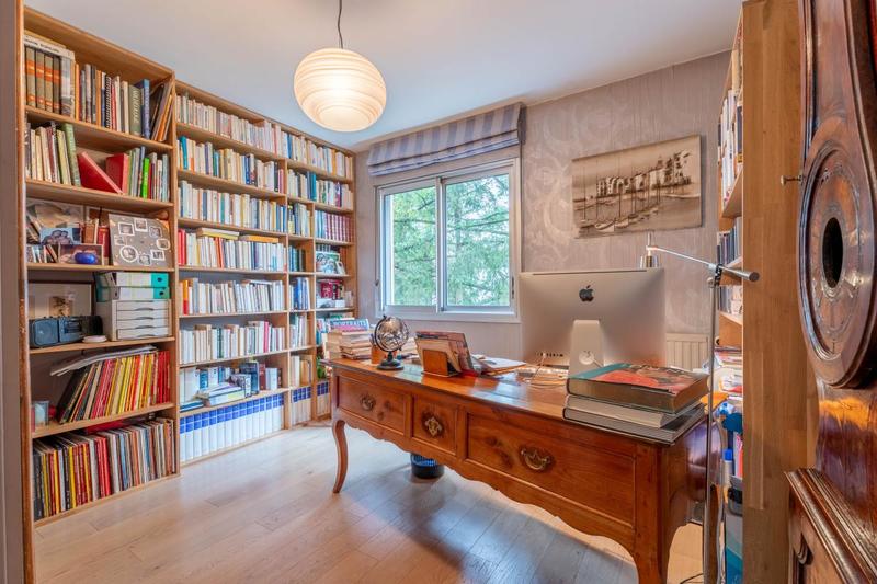 Appartement - 130 m² - 6 pièces