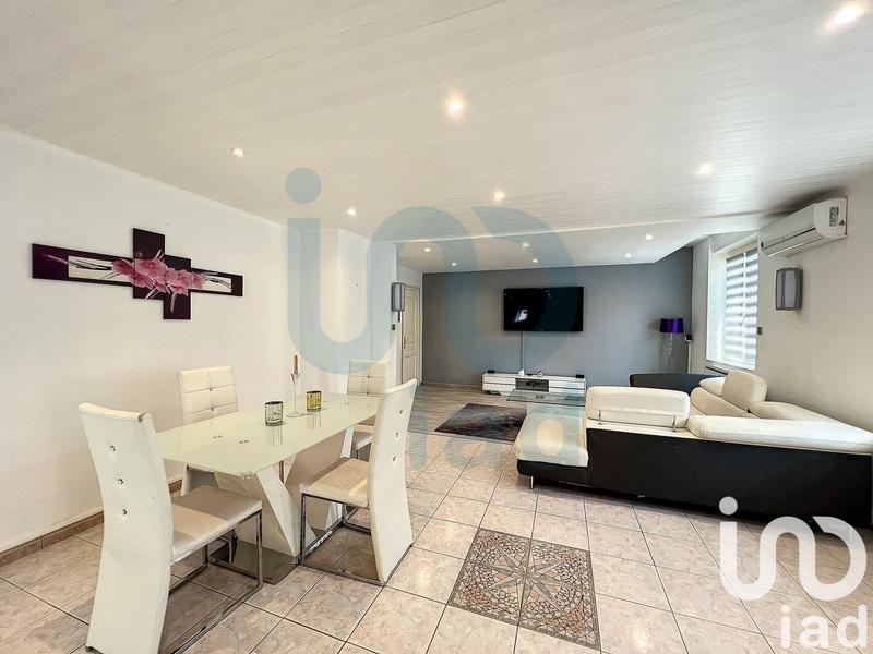 Maison - 239 m² - 5 pièces