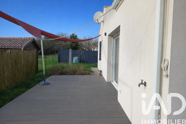 Maison - 93 m² - 5 pièces