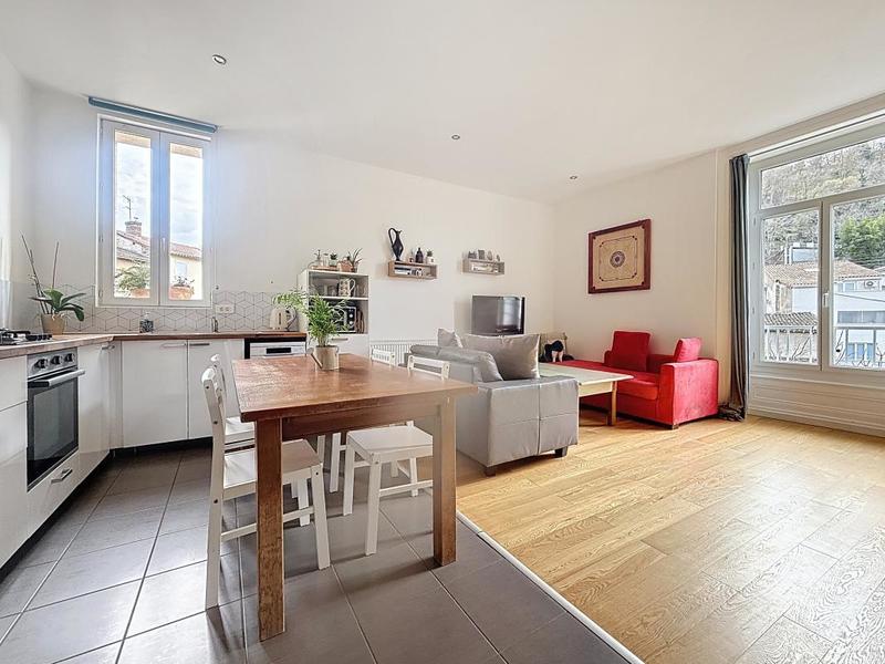 Duplex - 87 m² - 4 pièces