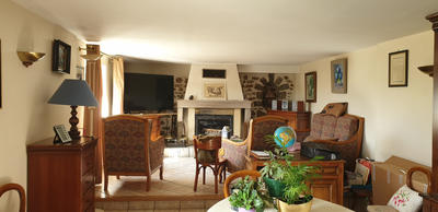 Maison - 180 m² - 7 pièces
