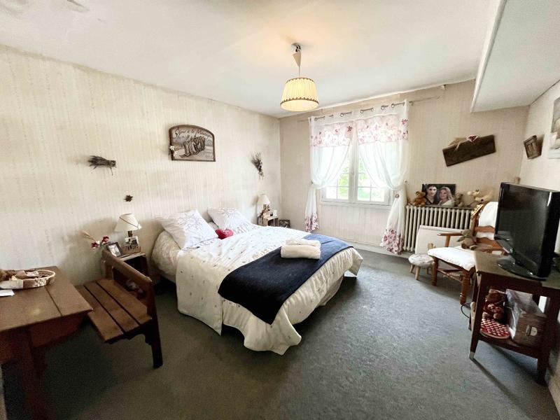 Maison - 388 m² - 15 pièces