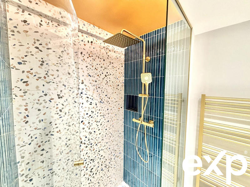 Maison traditionnelle - 77 m² - 4 pièces