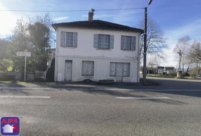 Maison de village - 89 m² - 5 pièces