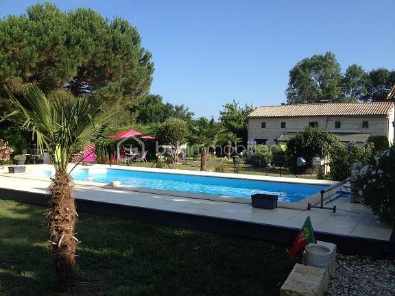 Corps de ferme - 257 m² - 10 pièces