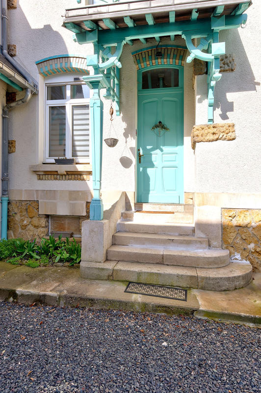 Propriété - 260 m² - 13 pièces