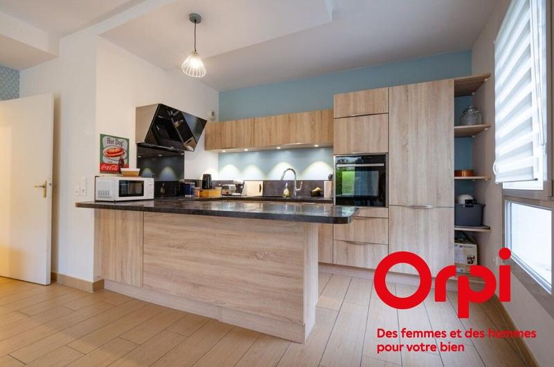 Appartement - 84 m² - 4 pièces