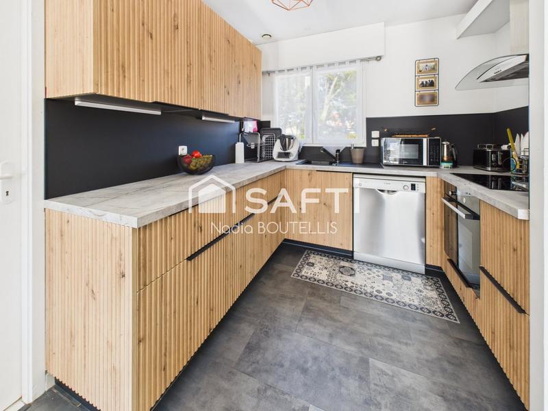 Maison - 92 m² - 4 pièces